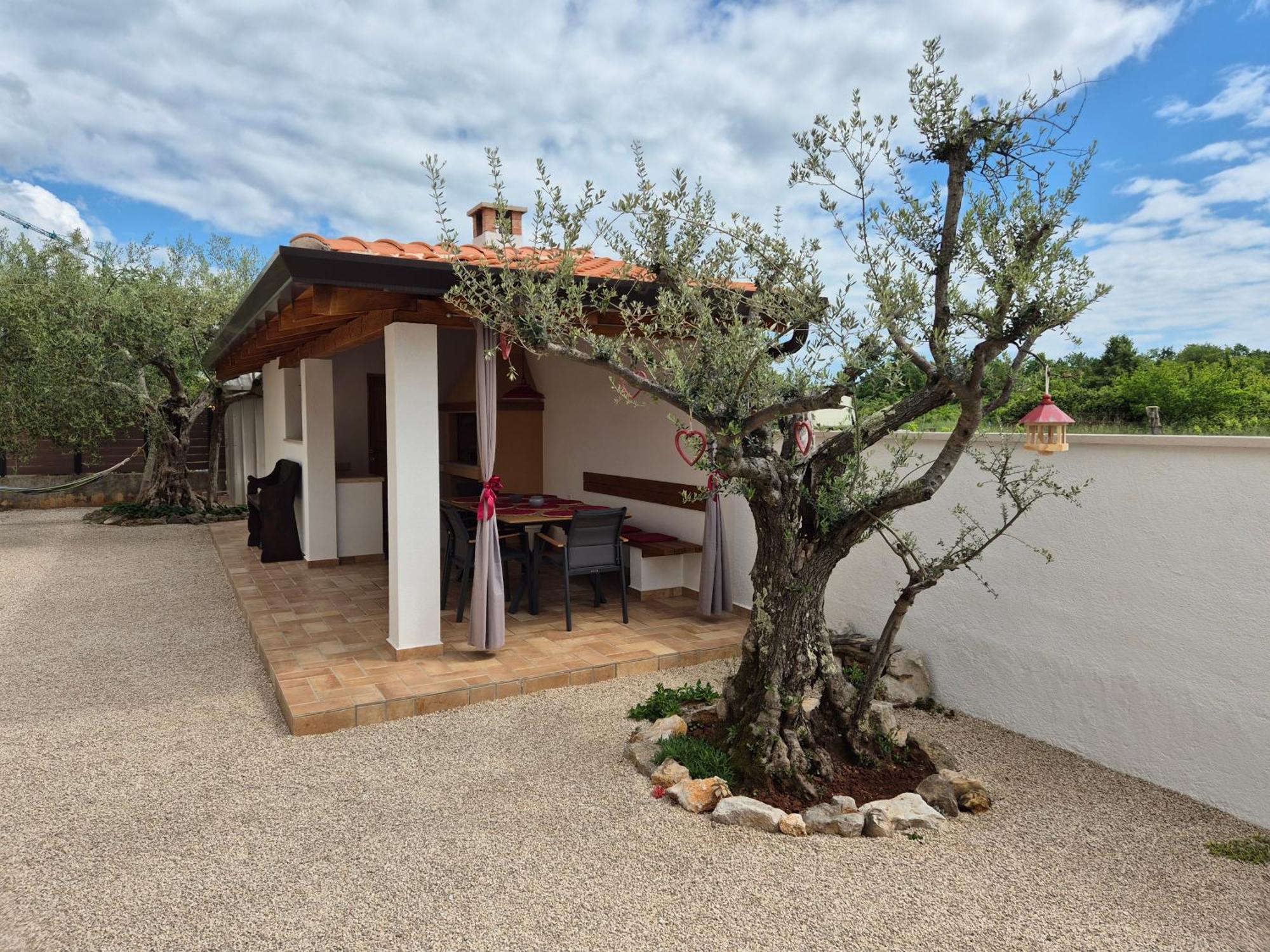 Apartment Vinja Porec - Privat Garden - Whirlpool Exterior photo